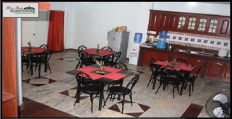 Pe'Re Aristo Guesthouse Mandaue Exteriör bild