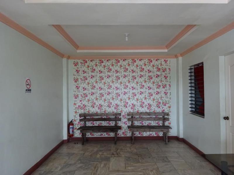 Pe'Re Aristo Guesthouse Mandaue Exteriör bild